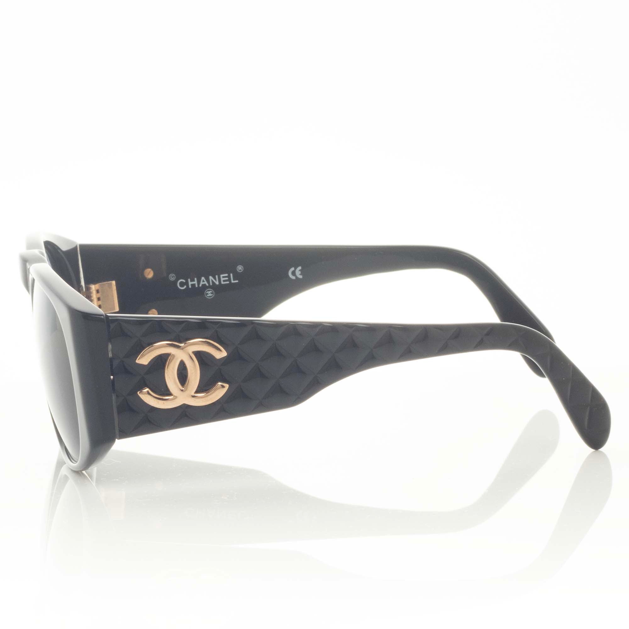 CHANEL - 01450 94305