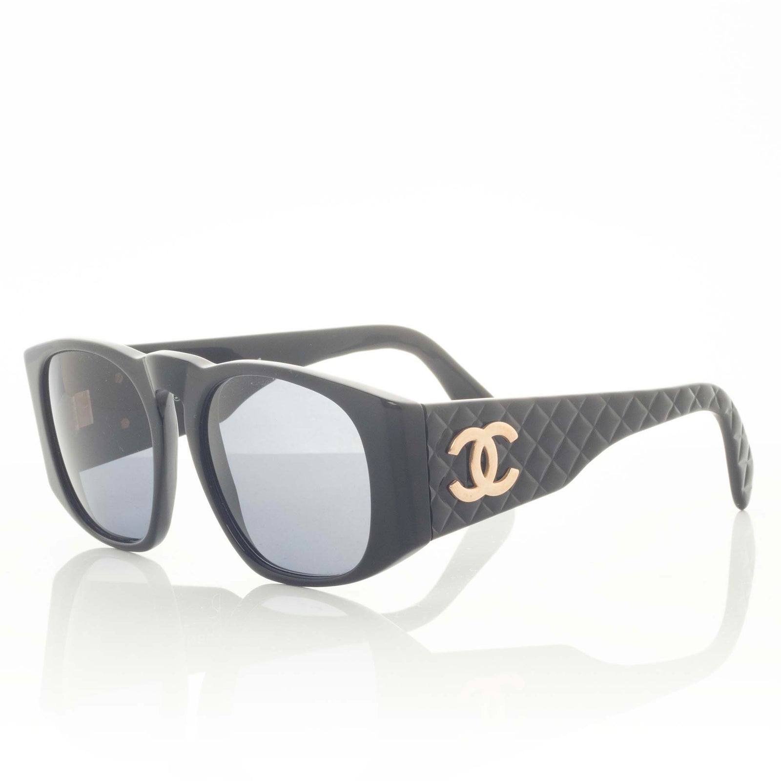 CHANEL - 01450 94305